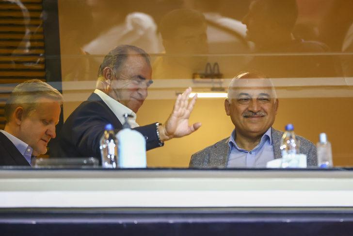 Medipol Başakşehir-Fiorentina maçından notlar G1