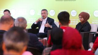 Cumhurbaşkanı Yardımcısı Oktay, Sivas'ta gençlerle buluştu: