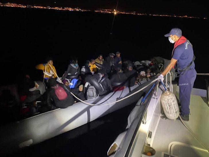 İzmir'de geri itilen 47 düzensiz göçmen kurtarıldı, 54 göçmen yakalandı G4