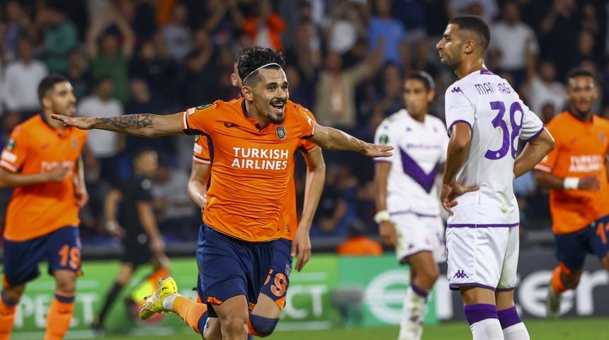 Son dakika: Başakşehir fırtınası Avrupa'da da devam ediyor! Yine gol yemediler, Fiorentina'yı ezip geçtiler...