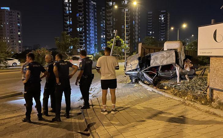 Adana'da devrilen otomobildeki 1 kişi öldü, 2 kişi yaralandı G2