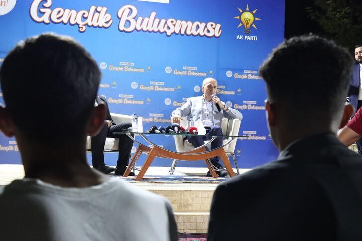 AK Parti Genel Başkanvekili Kurtulmuş, Adıyaman'da gençlerle buluştu: G3