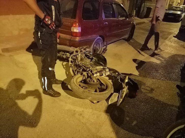 Bursa'da çaldığı motosiklet ile kaçmaya çalışan şüpheli kovalamacanın ardından yakalandı G1