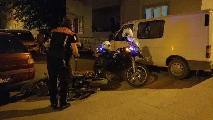 Bursa'da çaldığı motosiklet ile kaçmaya çalışan şüpheli kovalamacanın ardından yakalandı G3