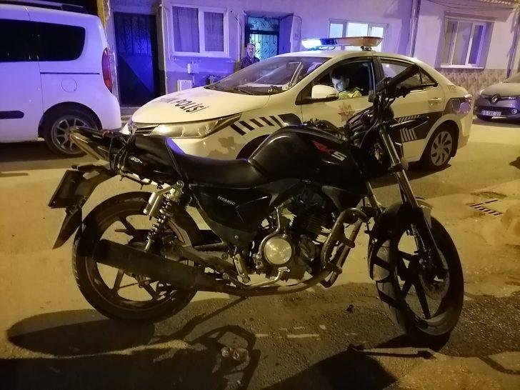 Bursa'da çaldığı motosiklet ile kaçmaya çalışan şüpheli kovalamacanın ardından yakalandı G4
