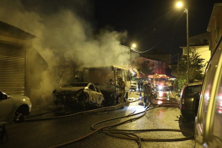 Çekmeköy'de otomobilde çıkan yangın iş yerine sıçradı G2