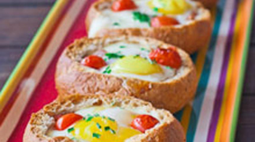 Ekmek Teknesinde Yumurta