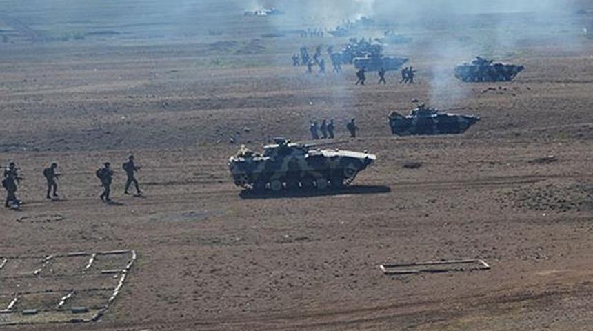 Azerbaycan şehit sayısının 77'ye yükseldiğini açıkladı