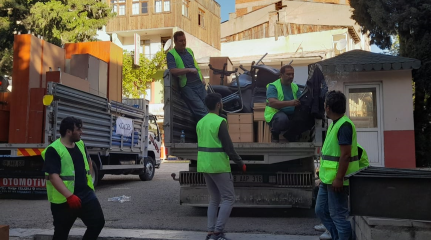 Yusufeli su altında kalacak! Kamyon kamyon eşya taşınmaya başladı