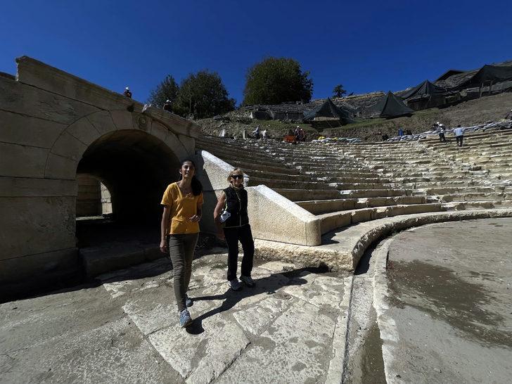 Marco Polo'nun izinde Çin'e yürüyen 73 yaşındaki İtalyan kadın, Düzce'ye geldi G3