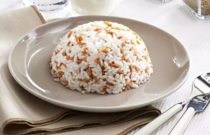 Üzülmeyin! Herkesin başına gelebilir: Lapa pilavları kurtaracak püf noktalar G5