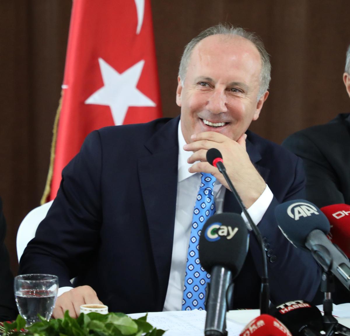 Memleket Partisi Genel Başkanı İnce, Rize'de basın toplantısı d&uuml;zenledi: