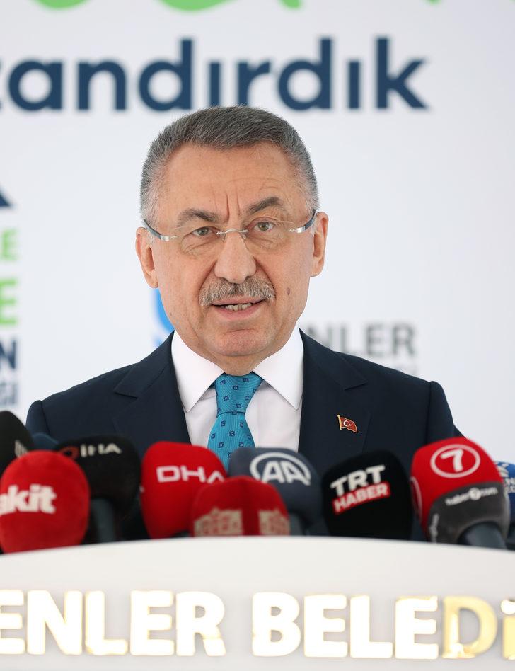 Cumhurbaşkanı Yardımcısı Oktay, Esenler'de defter dağıtım töreninde konuştu: G5