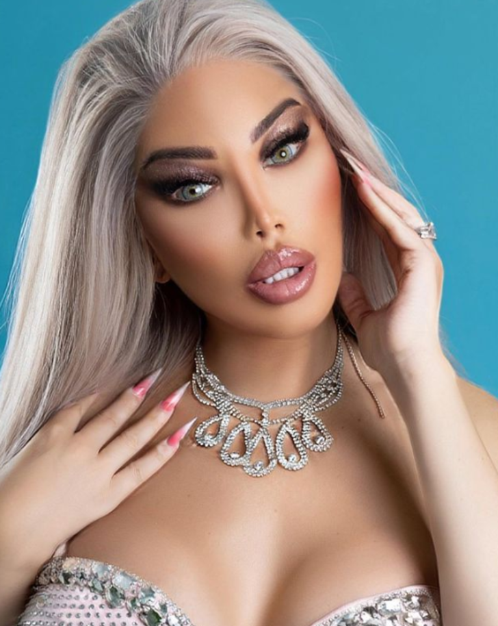 Cinsiyet değiştiren fenomen Jessica Alves’in ten rengi elbisesiyle pozu gündem yarattı! “Çıplak zannettim” G3