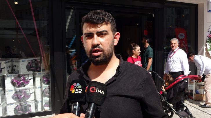 Geceden kuyruğa giren de var, başka ilden gelen de! İndirim izdihamında skandal olay... 'Bekçiyim' tehdidiyle aldılar G3