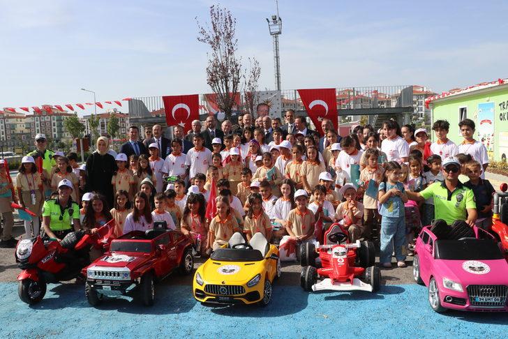 İçişleri Bakanı Soylu, Kırklareli Trafik Eğitim Parkı'nı ziyaret etti G2