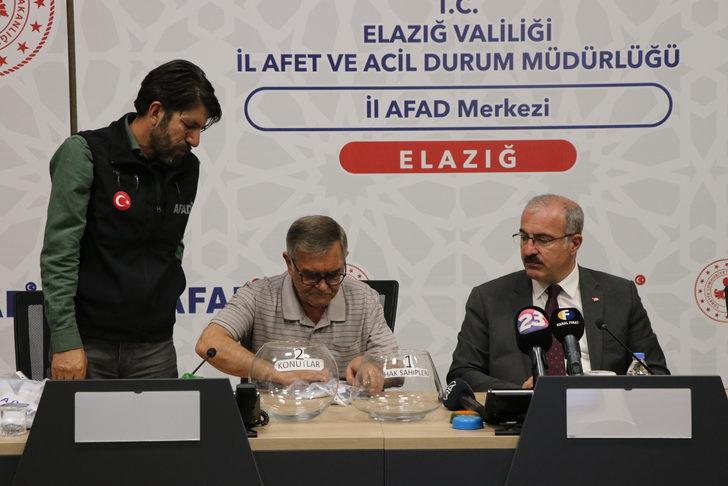 Elazığ'da depremden etkilenen 448 hak sahibi için kura çekildi G3