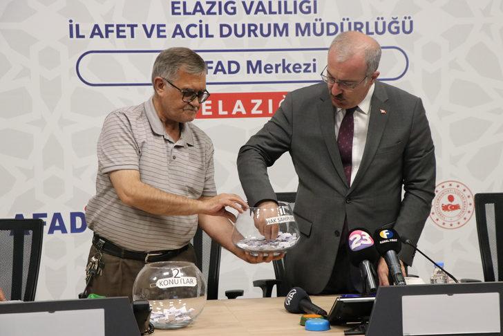 Elazığ'da depremden etkilenen 448 hak sahibi için kura çekildi G4