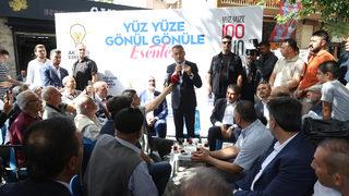 Cumhurbaşkanı Yardımcısı Oktay, Esenler'de vatandaşlarla bir araya geldi: