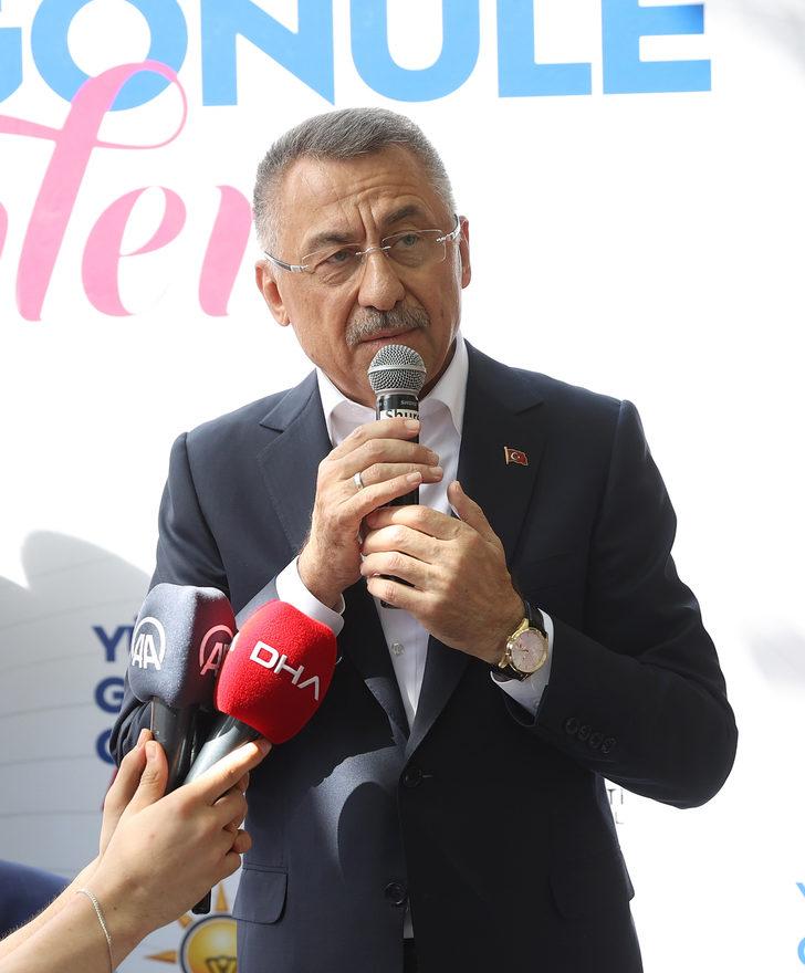 Cumhurbaşkanı Yardımcısı Oktay, Esenler'de vatandaşlarla bir araya geldi: G2