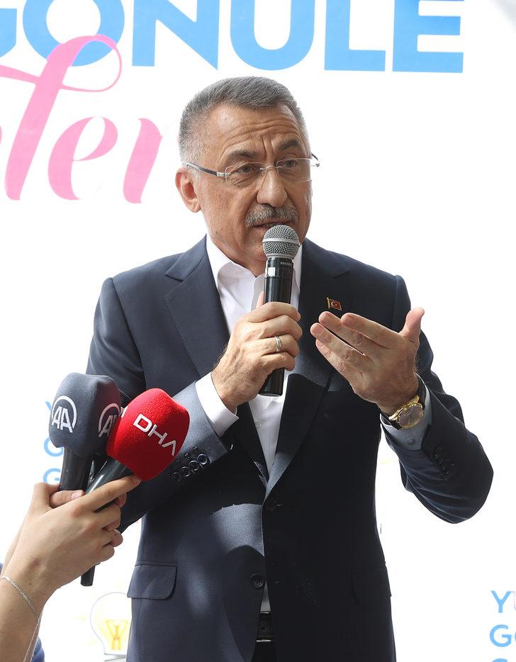 Cumhurbaşkanı Yardımcısı Oktay, Esenler'de vatandaşlarla bir araya geldi: G3