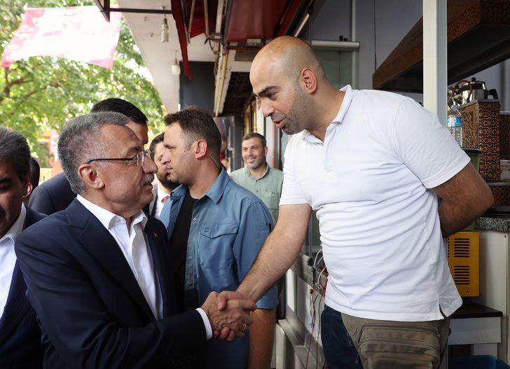 Cumhurbaşkanı Yardımcısı Oktay, Esenler'de vatandaşlarla bir araya geldi: G5