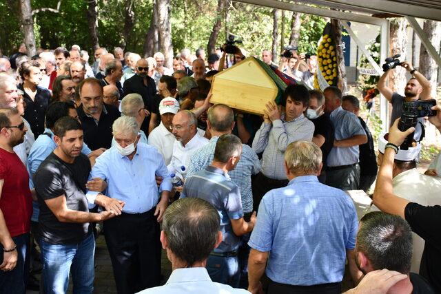 Beşiktaş Kulübü Başkanı Çebi, Karabük'te cenaze törenine katıldı