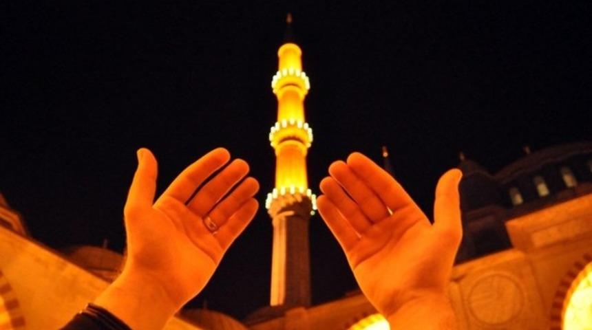 3 aylar ne zaman başlıyor? İşte üç aylar ibadetleri ve duaları