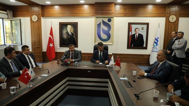 ISUBÜ Rektörlüğüne atanan Prof. Dr. Yılmaz Çatal görevine başladı G3