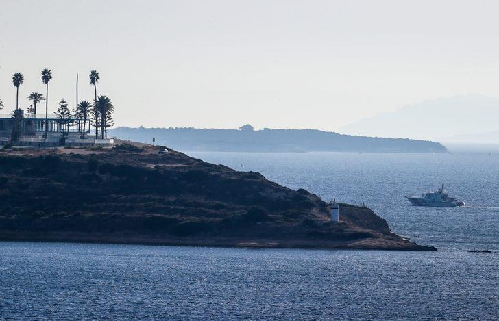 GÜNCELLEME - İzmir'de düzensiz göçmenleri taşıyan teknenin batması sonucu 5 kişi öldü G4
