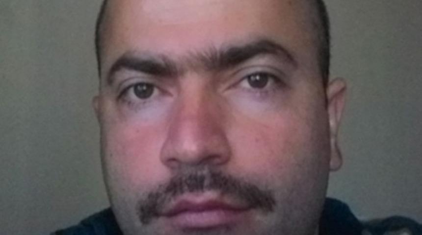 CHP'li Yarkadaş: Şortlu kadına tekme atan saldırgana g&uuml;venlik sertifikasını kim verdi?