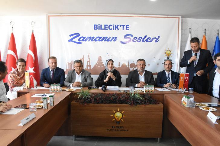 AK Parti Genel Başkan Yardımcısı Özlem Zengin, Bilecik'te STK temsilcileriyle bir araya geldi: G5