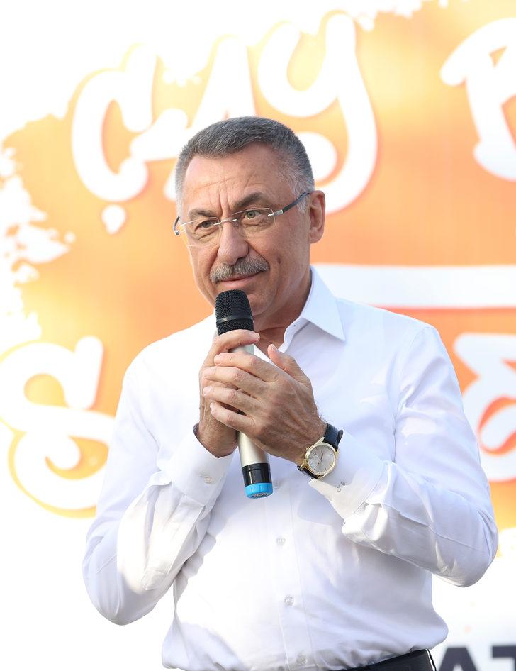 Cumhurbaşkanı Yardımcısı Oktay, Esenler'de "Gençlik Buluşması"na katıldı: G4