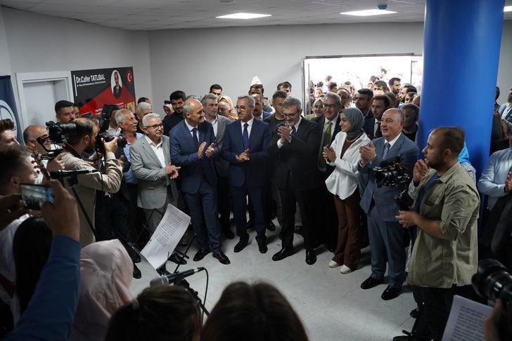 AK Parti Grup Başkanvekili Ünal, Kahramanmaraş'ta gençlik merkezi açılışında konuştu: G3