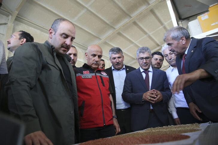 Bakanlar Varank ile Kirişci, Şereflikoçhisar'da tohum eleme tesisini ziyaret etti G2