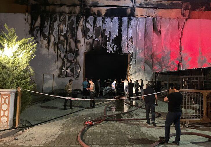 Konya'da plastik fabrikasında çıkan yangın söndürüldü G1