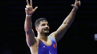 Taha Akgül, 3. kez dünya şampiyonu oldu