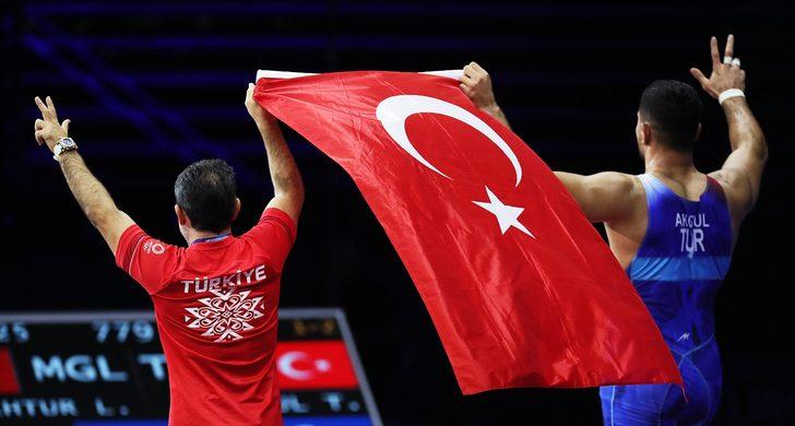 Taha Akgül, 3. kez dünya şampiyonu oldu G4