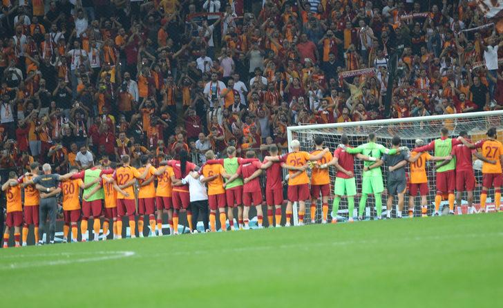 Okan Buruk: Mutlu değilim! Icardi: Çok mutluyum G2