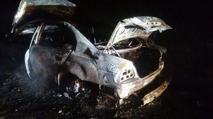 Samsun'da otomobilin çarptığı anne ile oğlu öldü G3