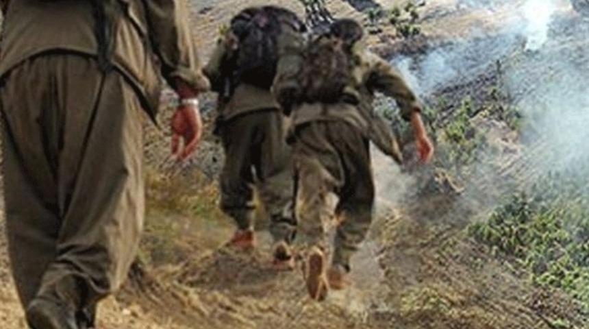 Hakkari'de askeri birliğe ter&ouml;ristlerden taciz ateşi!