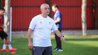 Sivasspor Teknik Direktörü Çalımbay: Hak ederek galibiyet aldık