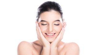 Yüz tüyleri nasıl alınmalı? Yüz tüylerinden kurtulmanın en etkili 6 yolu!