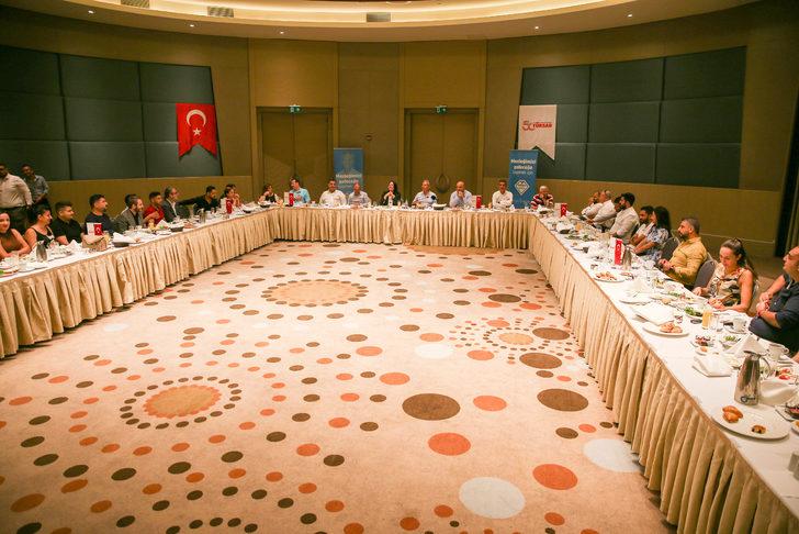 TÜRSAB Başkanı Bağlıkaya, Adana'da seyahat acentelerinin temsilcileriyle buluştu G2