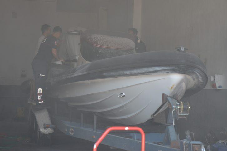 Antalya'da depoda çıkan yangında bir kişi yaralandı G2