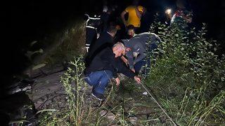 Kocaeli'de doğa yürüyüşünde uçuruma düşen kişi kurtarıldı