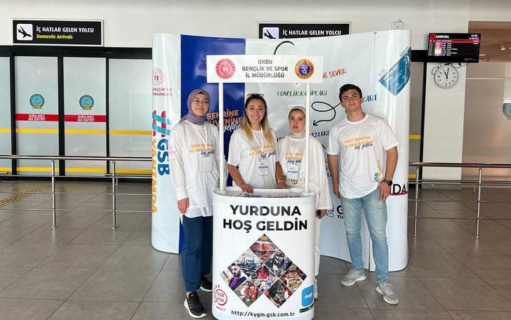 Ordu'ya gelen üniversite öğrencileri görevlilerce karşılanıyor G2