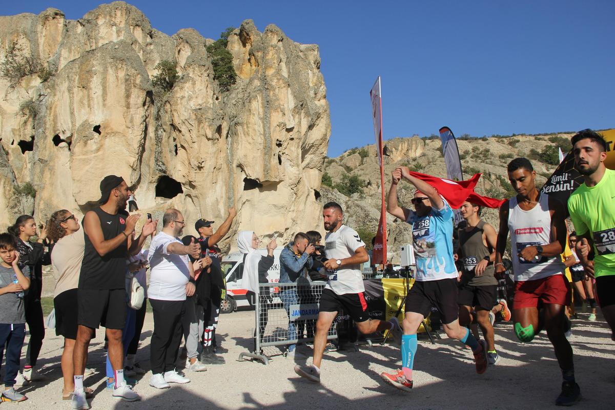 Afyonkarahisar'da Arnica 8. Frig Ultra Maratonu başladı