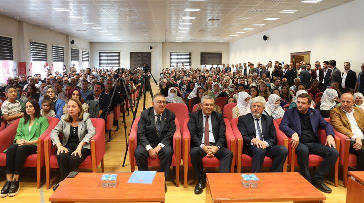 CHP Genel Başkan Yardımcısı Salıcı, partisinin Van'daki üye katılım töreninde konuştu: G3