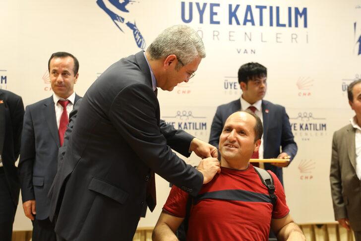 CHP Genel Başkan Yardımcısı Salıcı, partisinin Van'daki üye katılım töreninde konuştu: G4